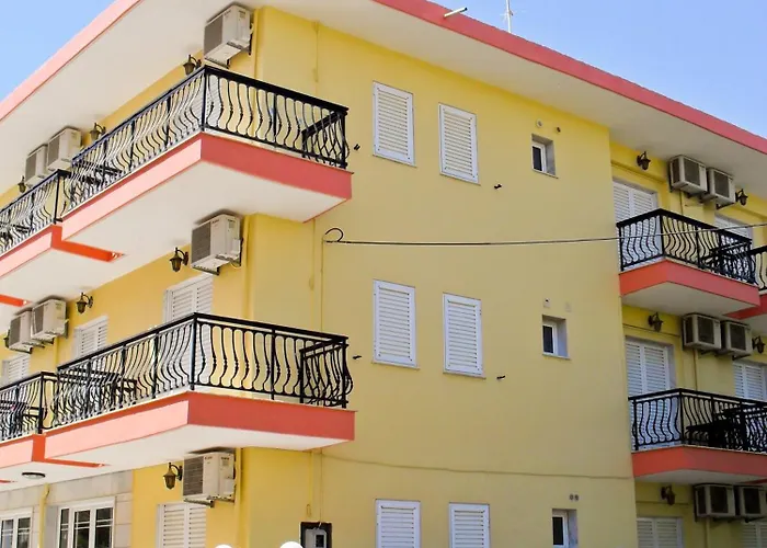 Elena * Λιμενάρια